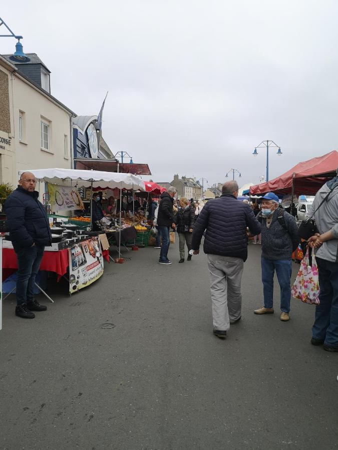 La Maison Du Bonheur Port-en-Bessin-Huppain Kültér fotó