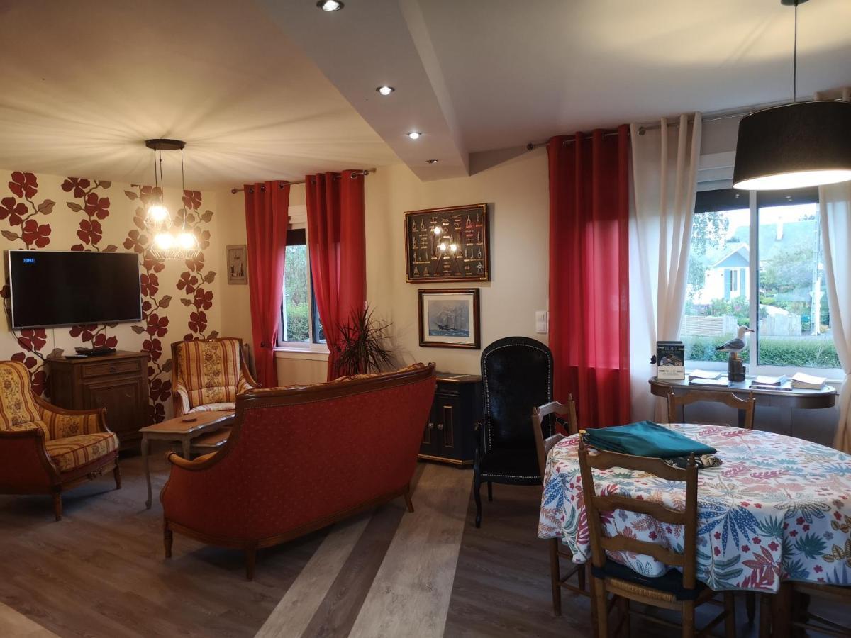 La Maison Du Bonheur Port-en-Bessin-Huppain Kültér fotó