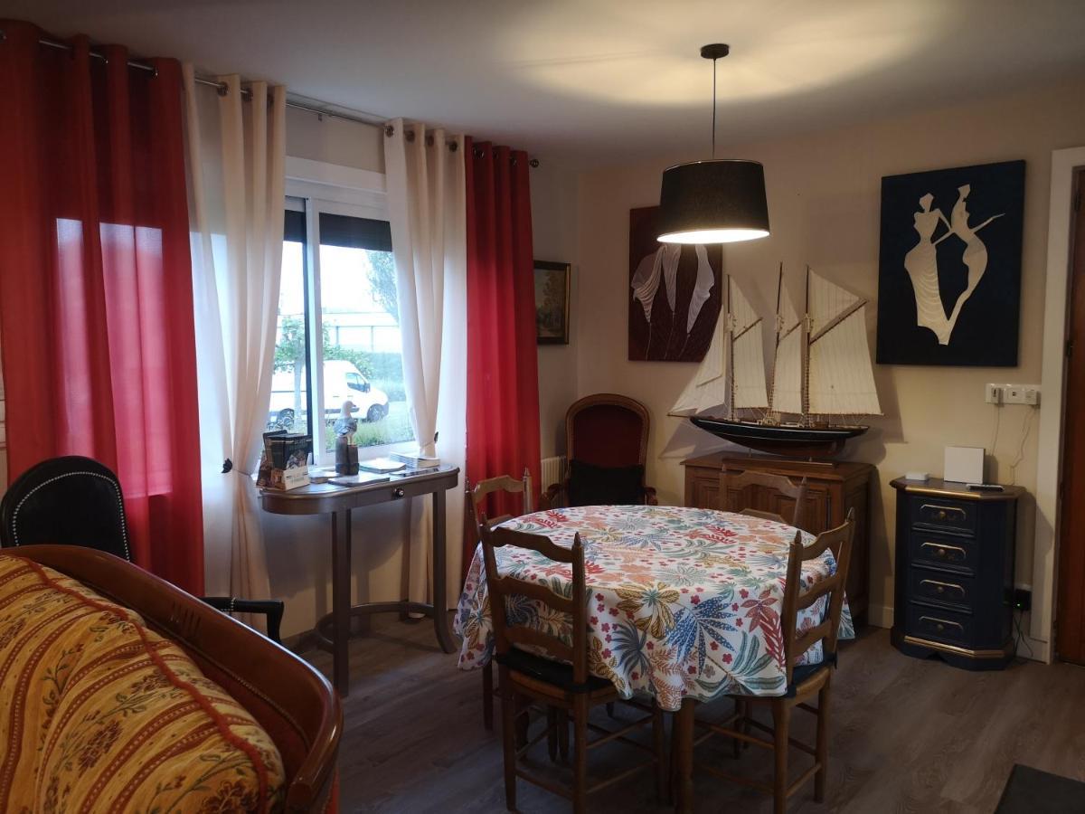 La Maison Du Bonheur Port-en-Bessin-Huppain Kültér fotó